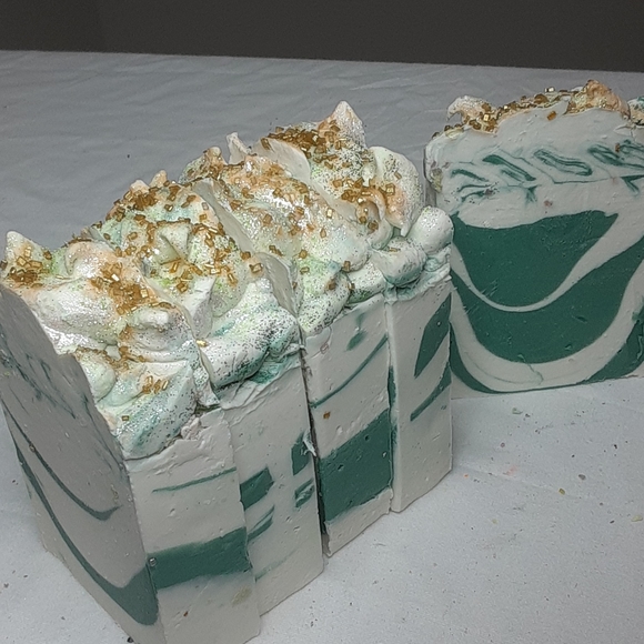 2 Rosemary scented large soap bars - Picture 5 of 15